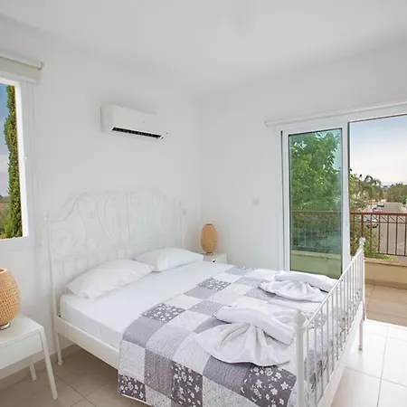 Beautiful 5 Star Holiday In A Prime Location In Paralimni, Book Early To Secure Your Dates, Paralimni 1242 Villa Protaras